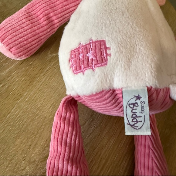 SCENTSY BUDDY Penny The Pig Plush - Picture 6 of 7